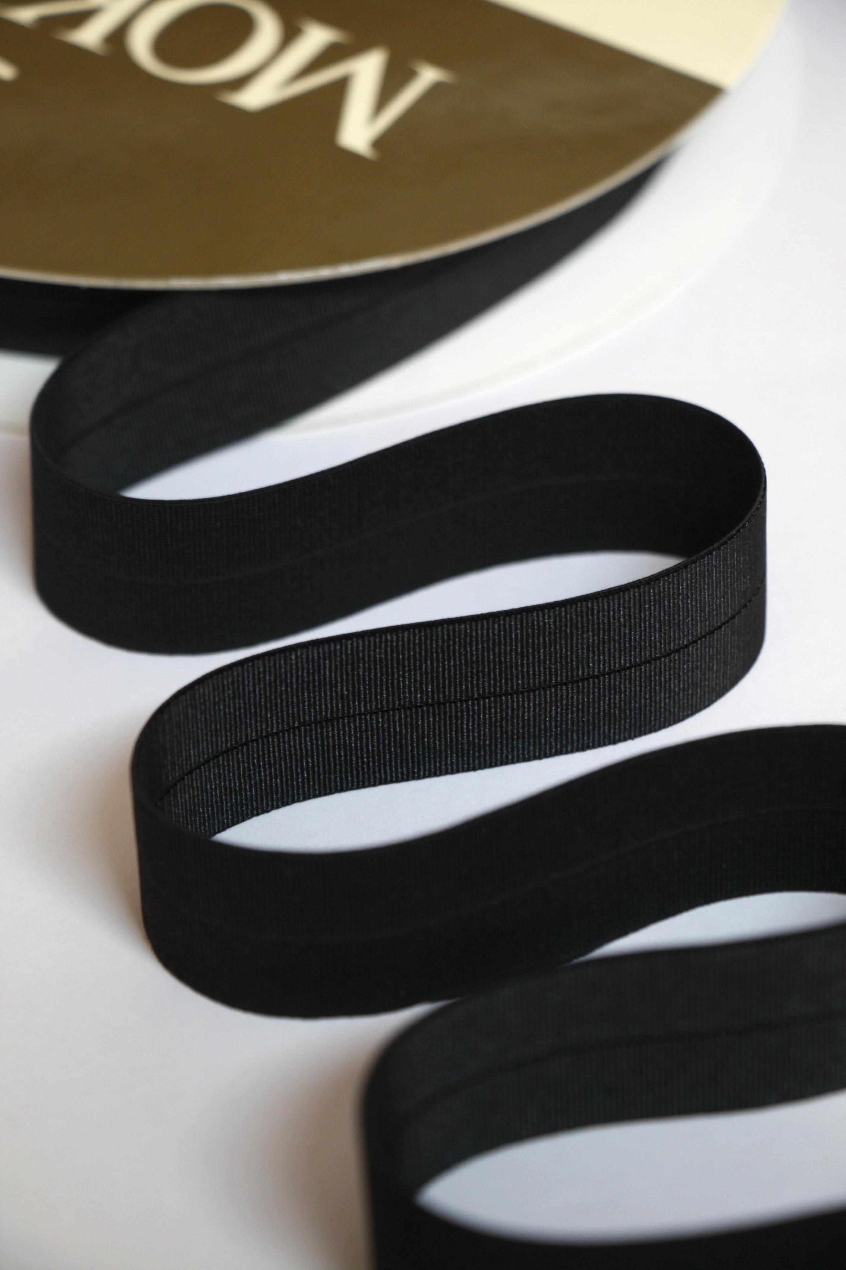 18mm Stretch Fold-Over Binding - Black - Image 2