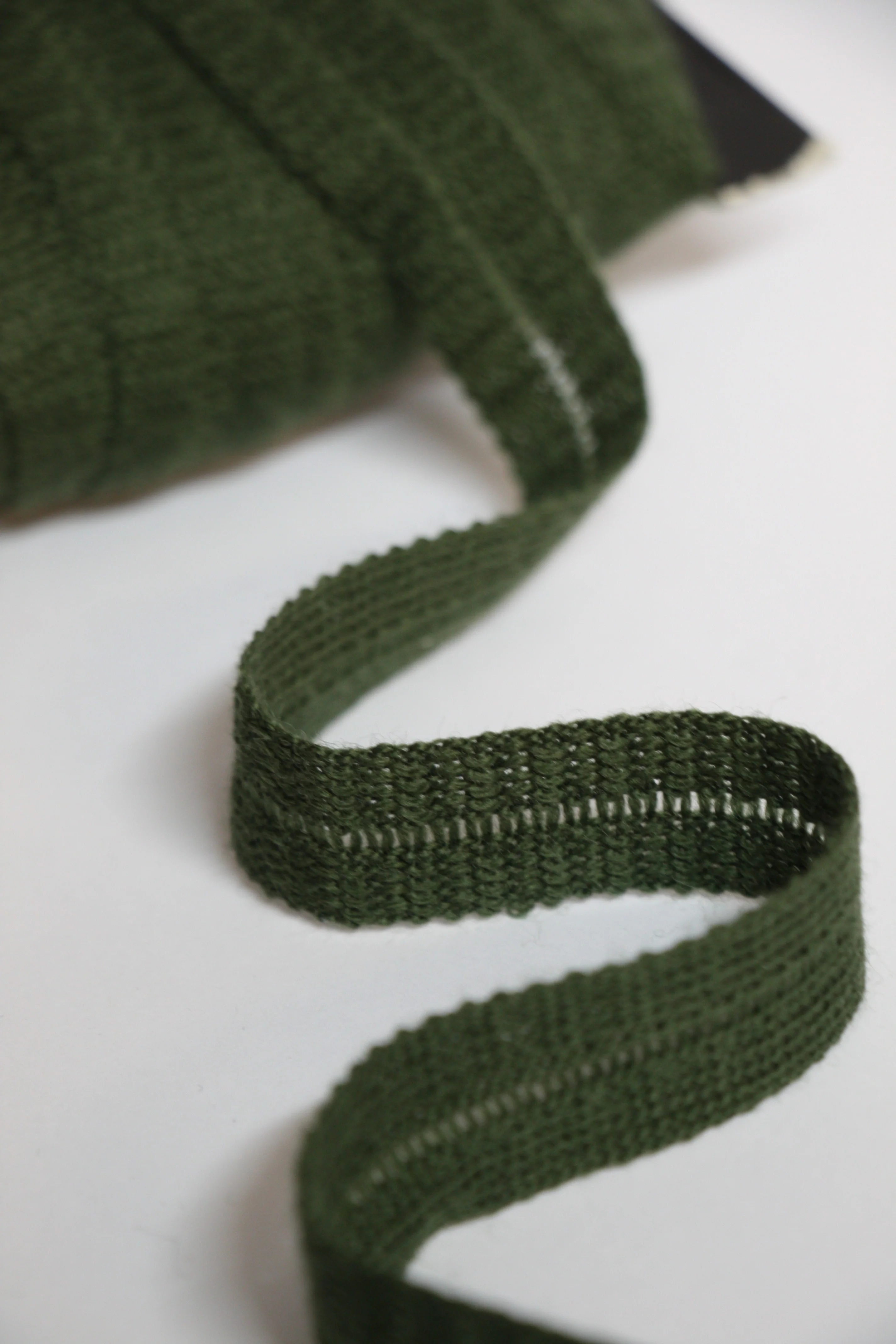 22mm Wool Binding - Dark Green - Image 2
