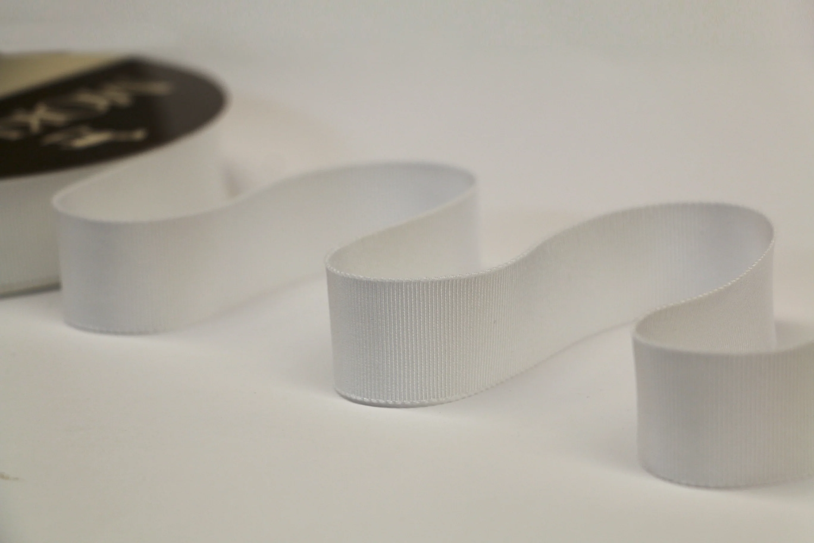 25mm Grosgrain Ribbon - White