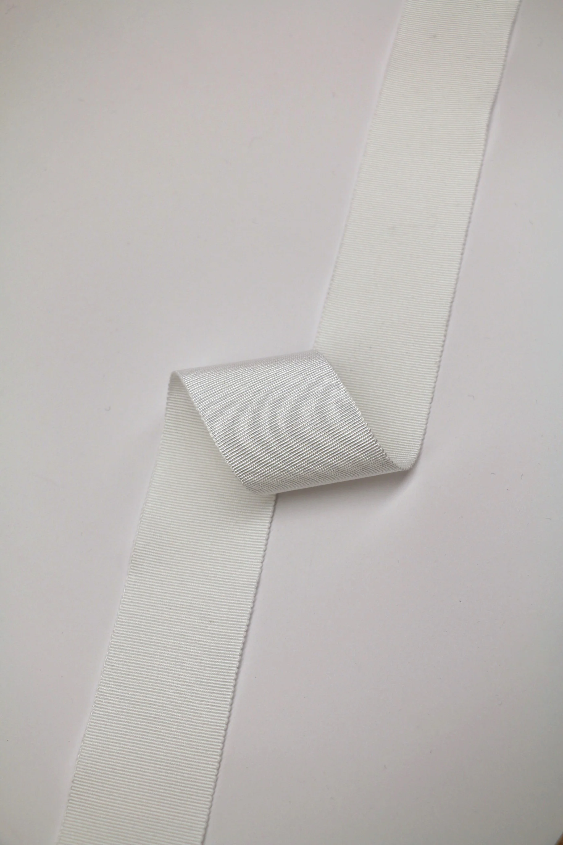 40mm Grosgrain Ribbon - White - Image 2