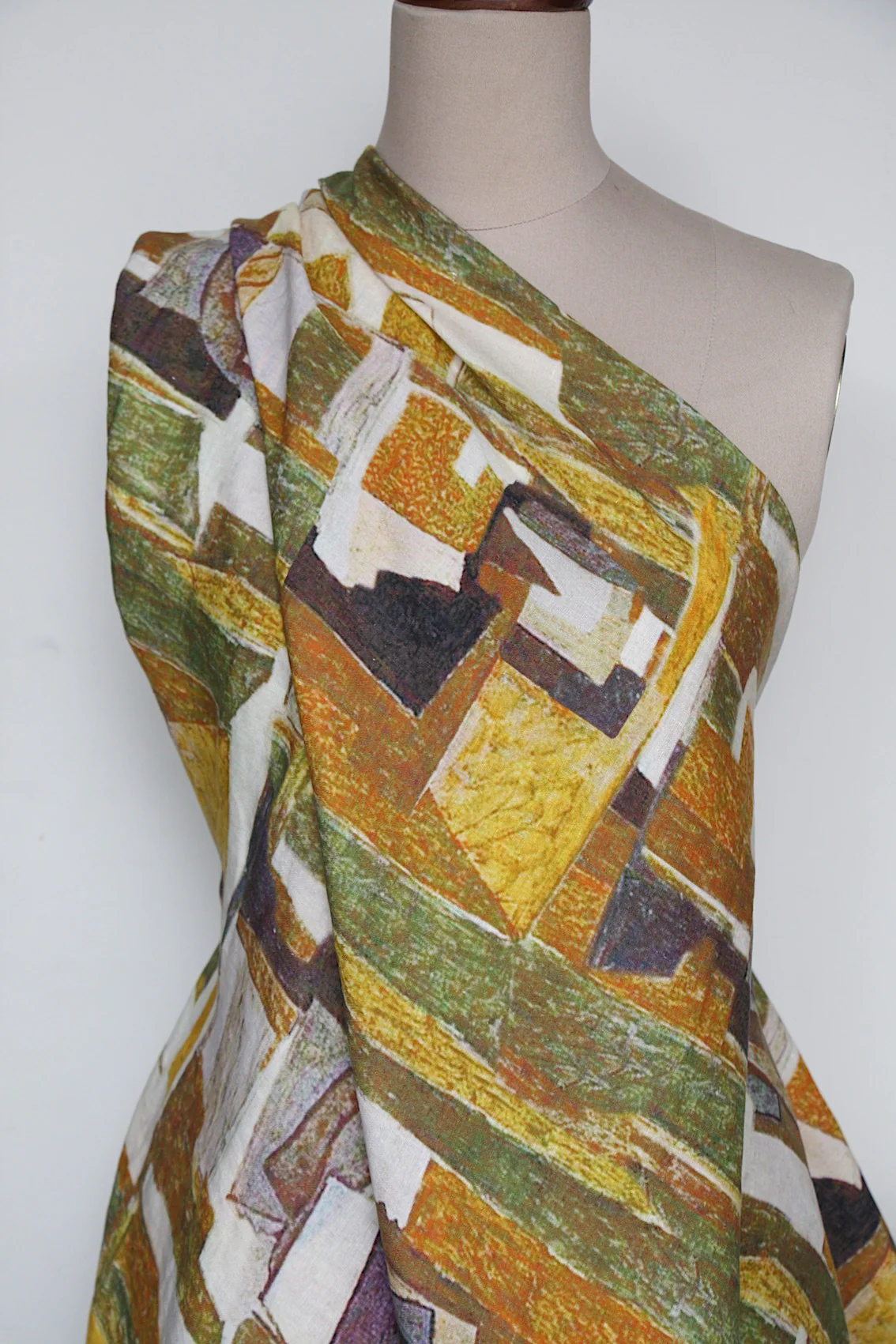 A Cubist Dream Washed Printed Linen - Image 5