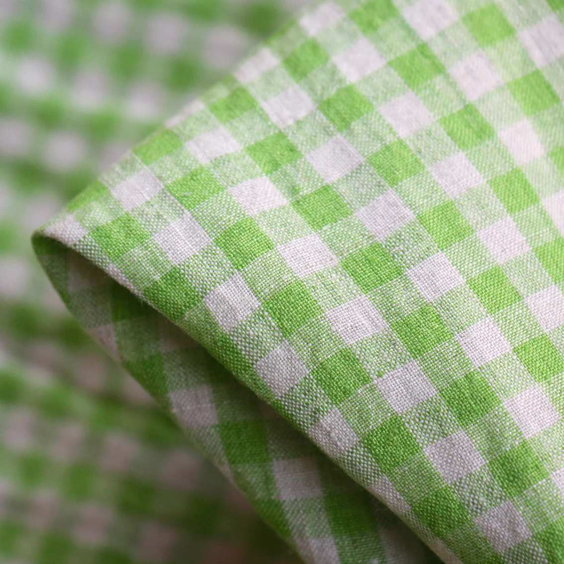 Abby Check Apple Washed Linen