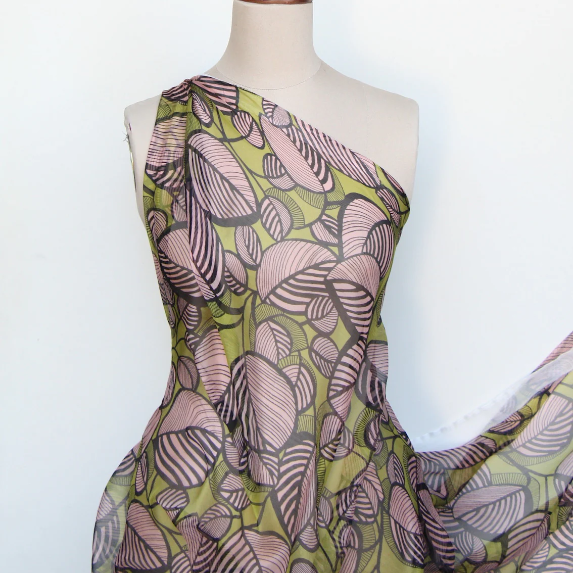 Acido Rosa Crinkle Chiffon - Image 5