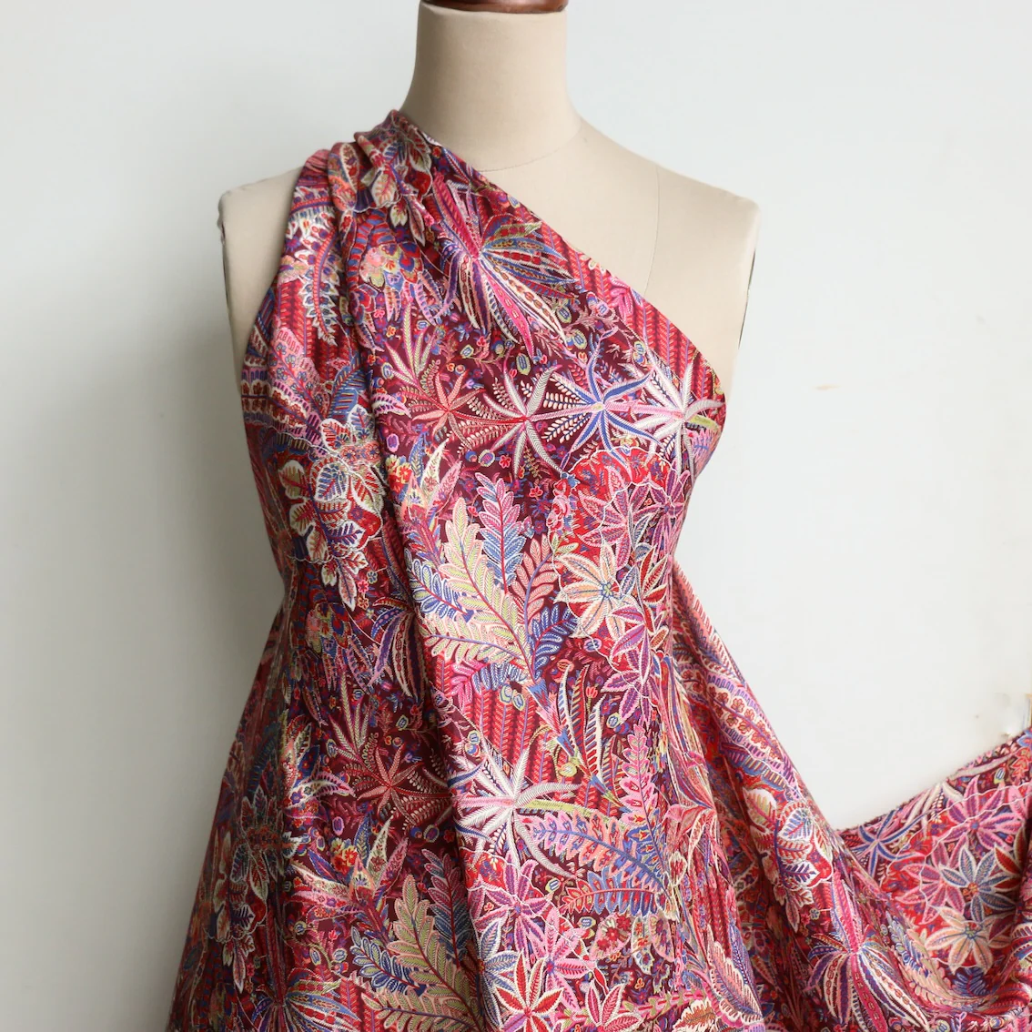 Adelphi Voyage Cherry - Liberty Sycamore Linen - Image 5