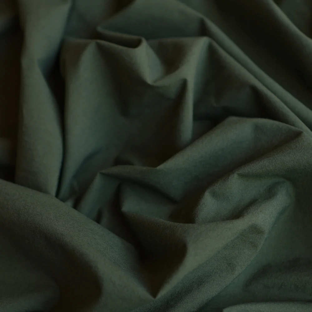 Akira Poplin Evergreen - Typewriter Cotton - Washer Finish - Image 3