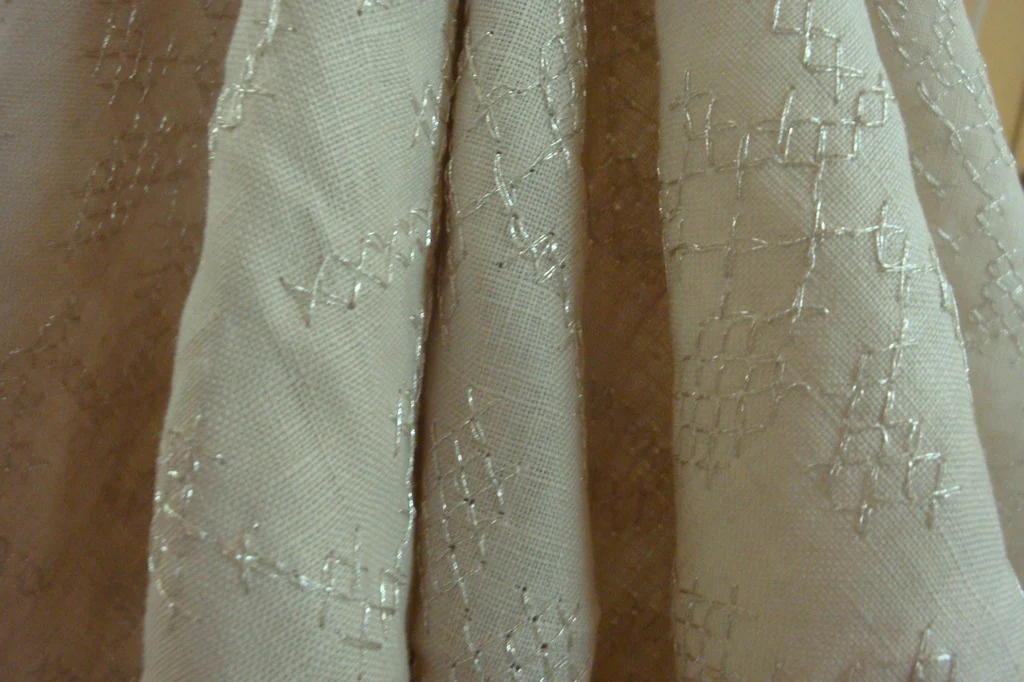 Alabaster Cross Stitch Linen - Image 2