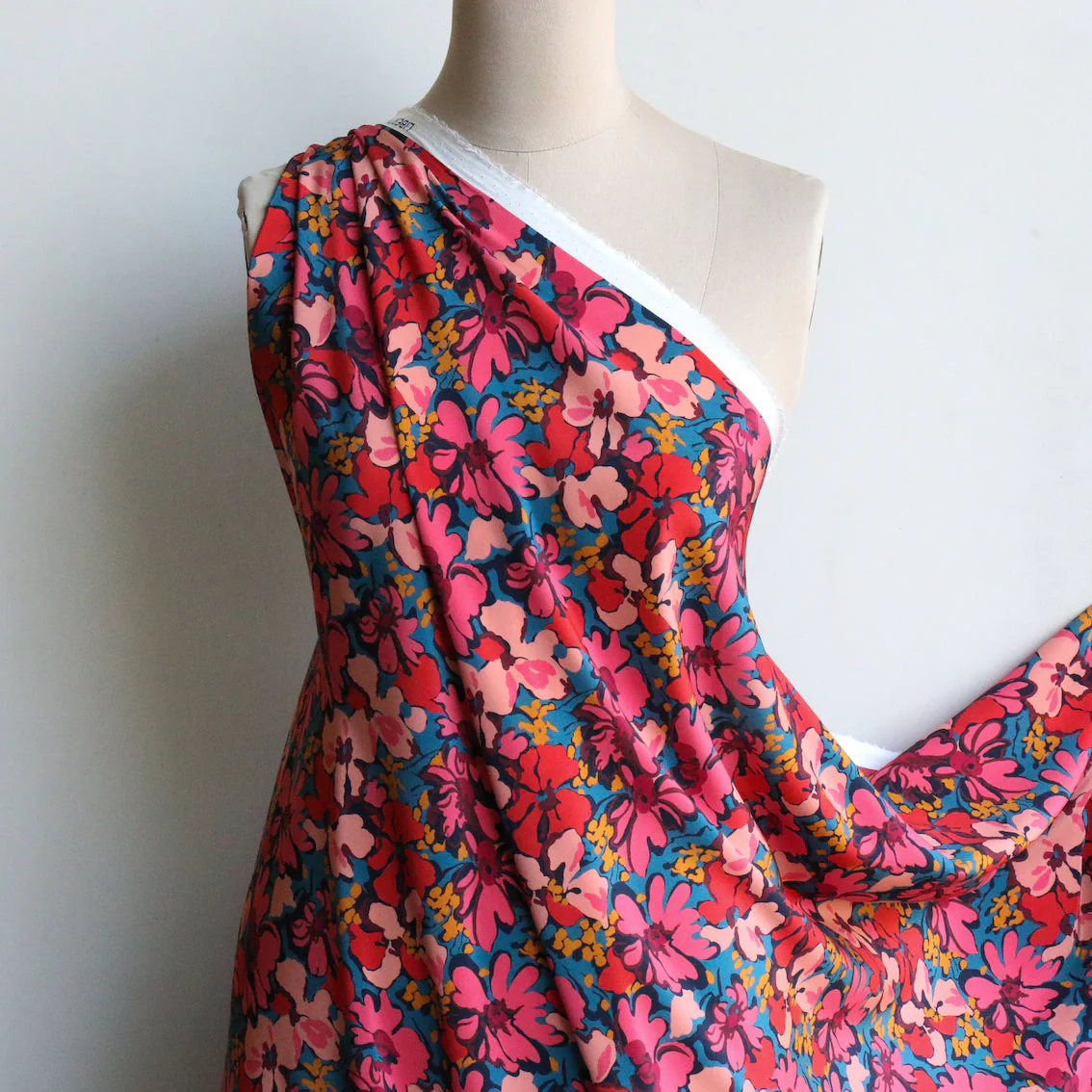 Alison Lewis Pink/Red - Liberty Silk CDC - Image 4