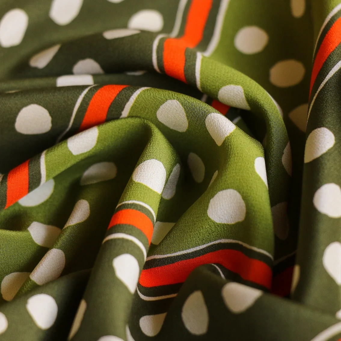 Almondine Spot Silk Crepe De Chine - Image 2