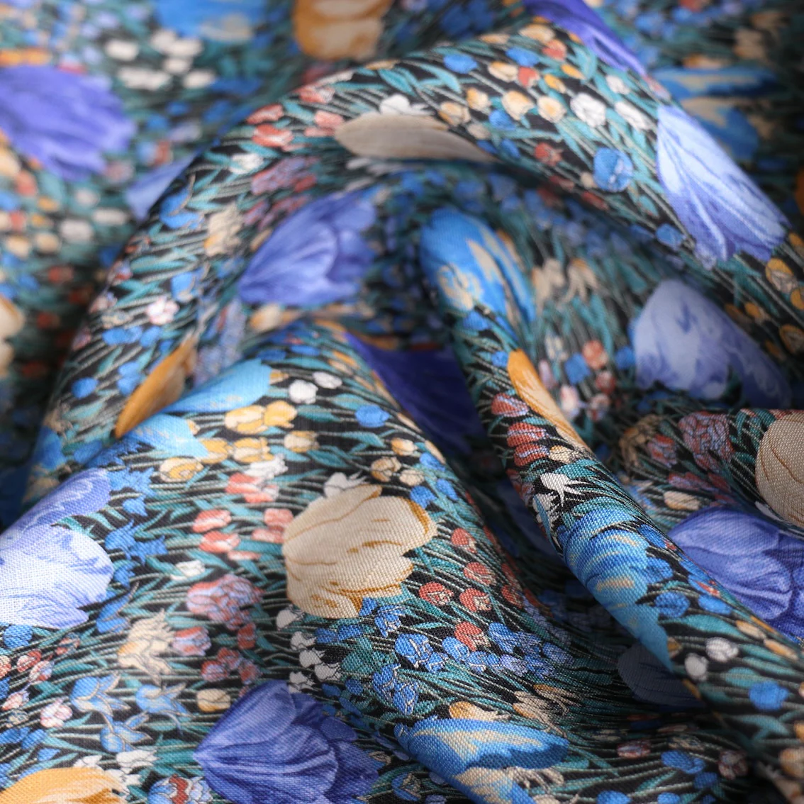 Amalia Tulip - Liberty Sycamore Linen - Image 2