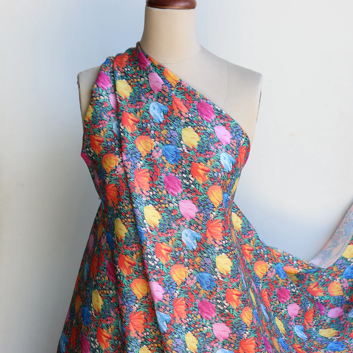 Amalia Tulip Multi - Liberty Sycamore Linen - Image 5