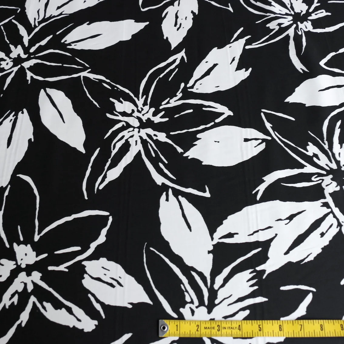 Annecy Nero Poplin - Image 2