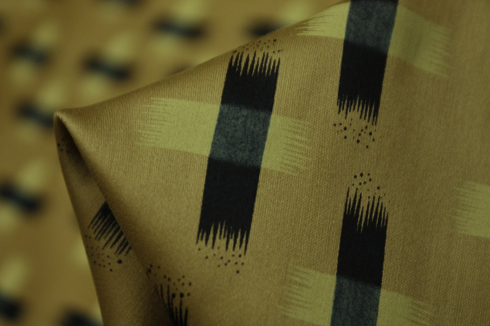 Antique Cross Sateen