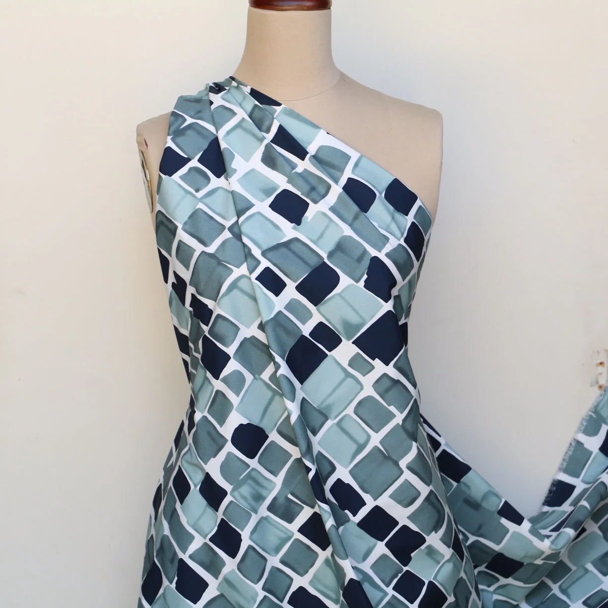 Aquatic Tiles Poplin - Image 5