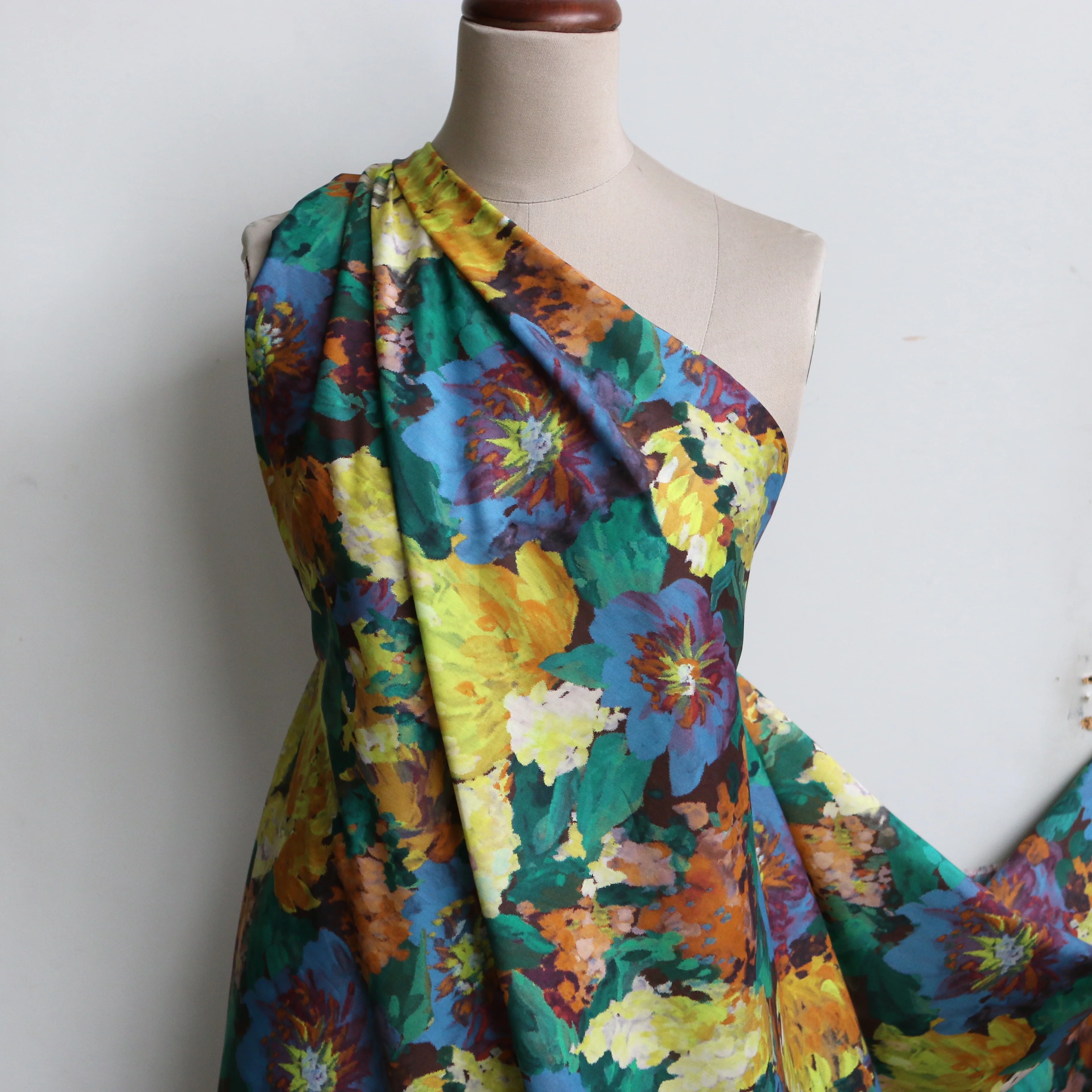 Artist's Bouquet Green - Liberty Tana Lawn™ - Image 5