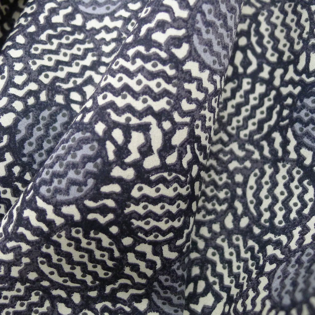 Axion Black - Image 2