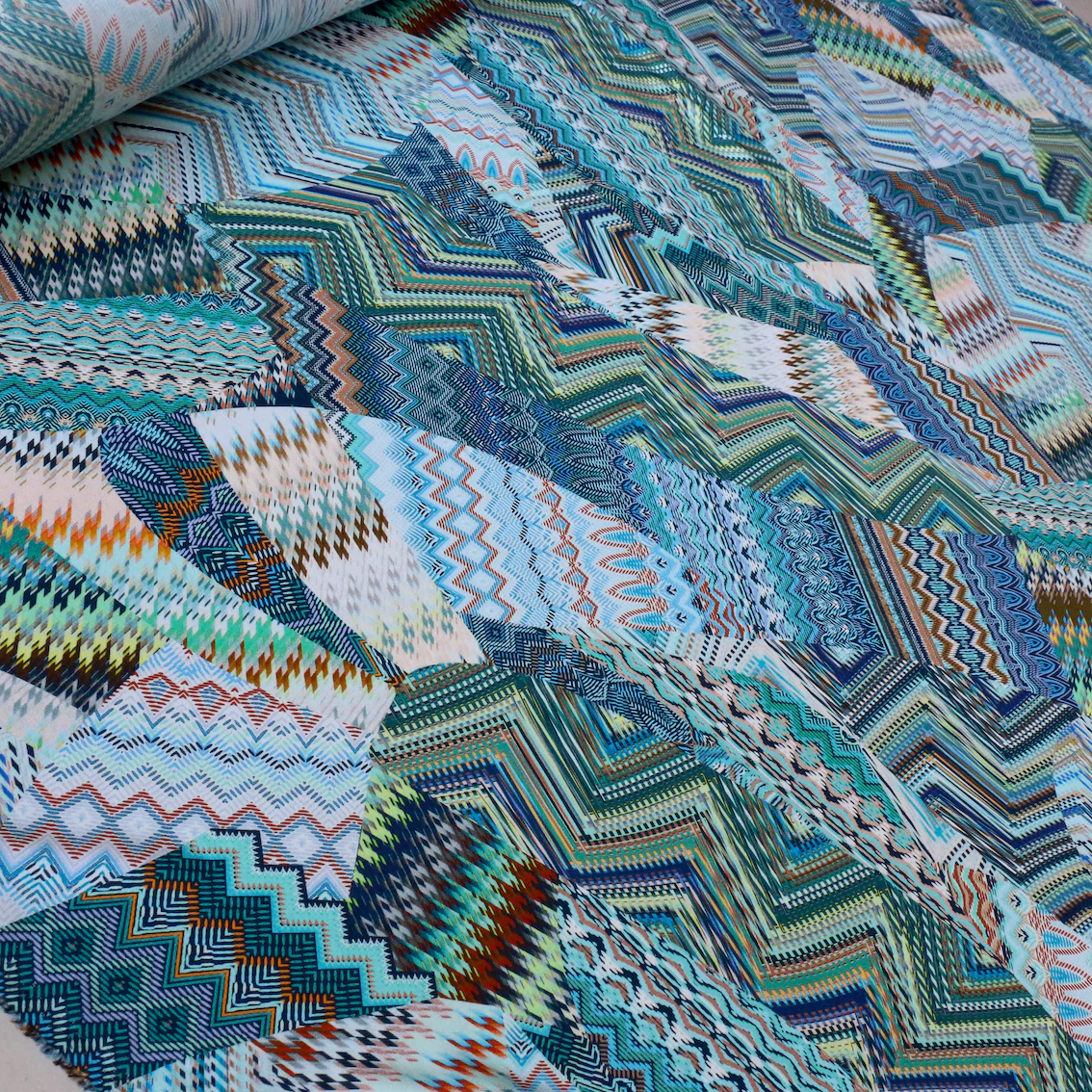 Azure Splice Viscose - Image 4