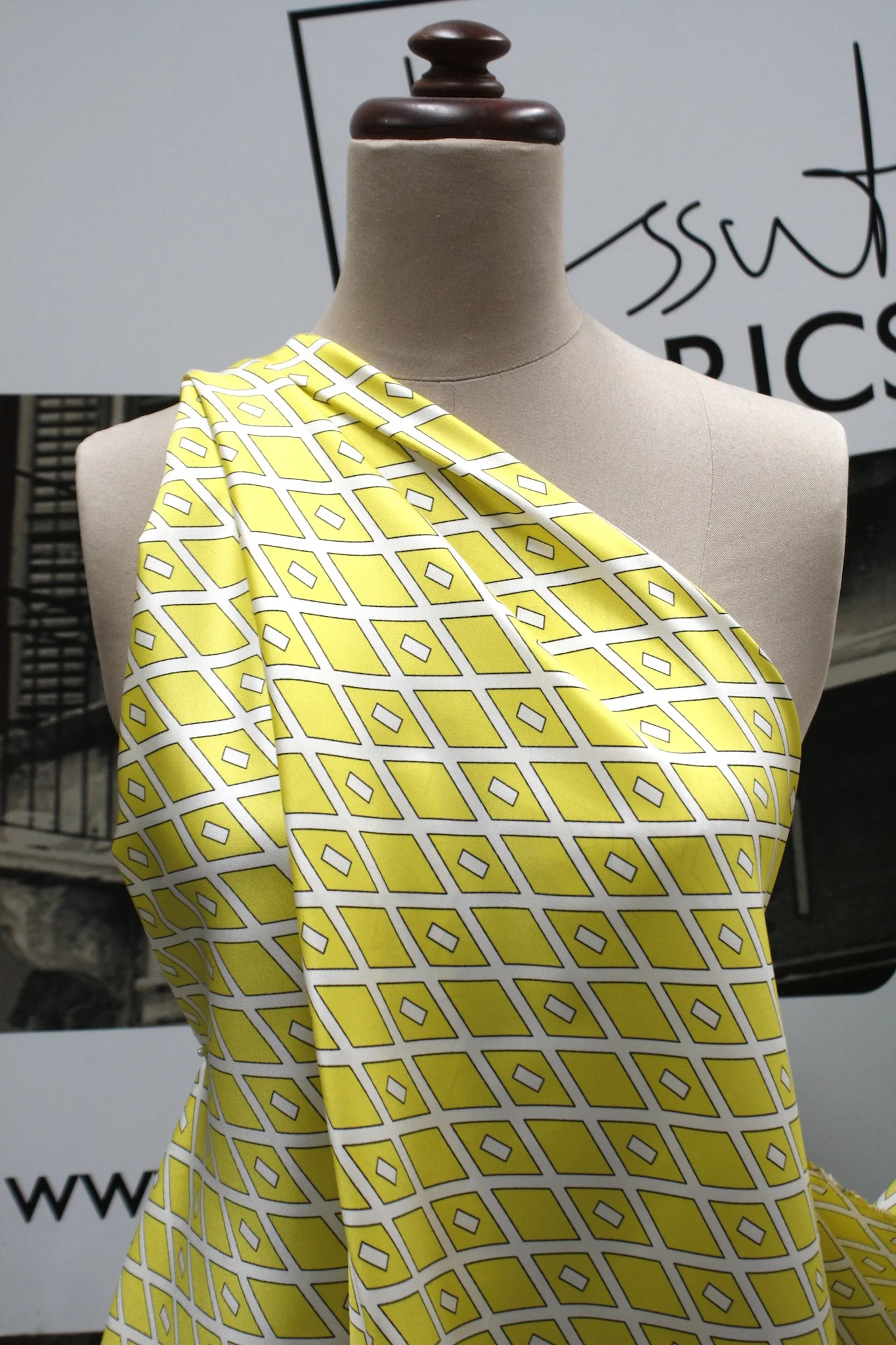 Banana Cross Roads Twill - Image 4