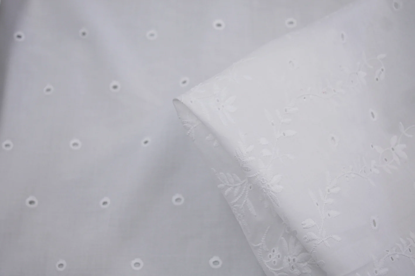 Bayou Border - Broderie Anglaise