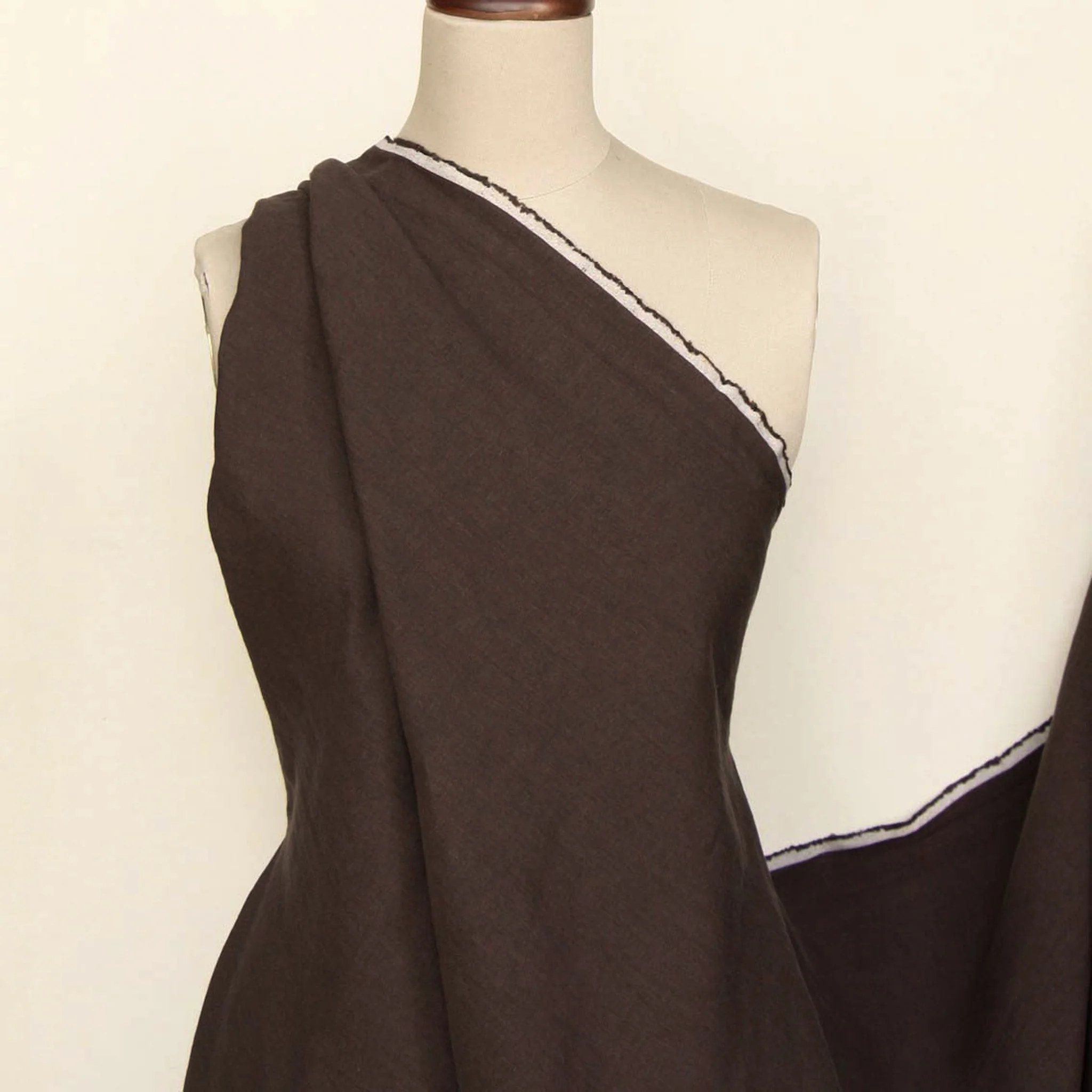 Bedford Carob Washed Linen - Image 3