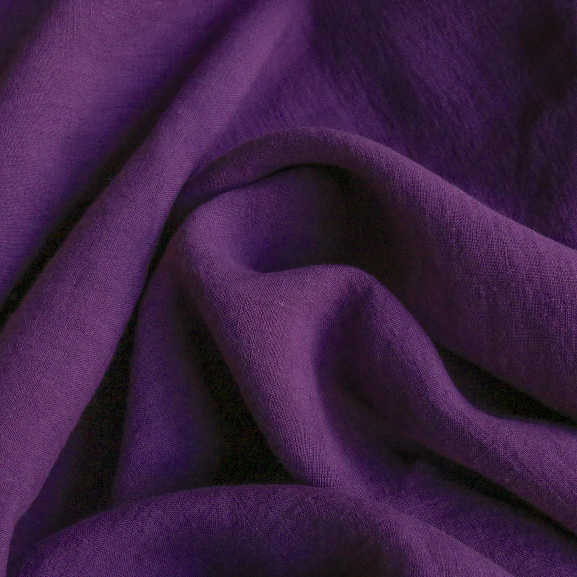Bedford Violet Washed Linen - Image 2