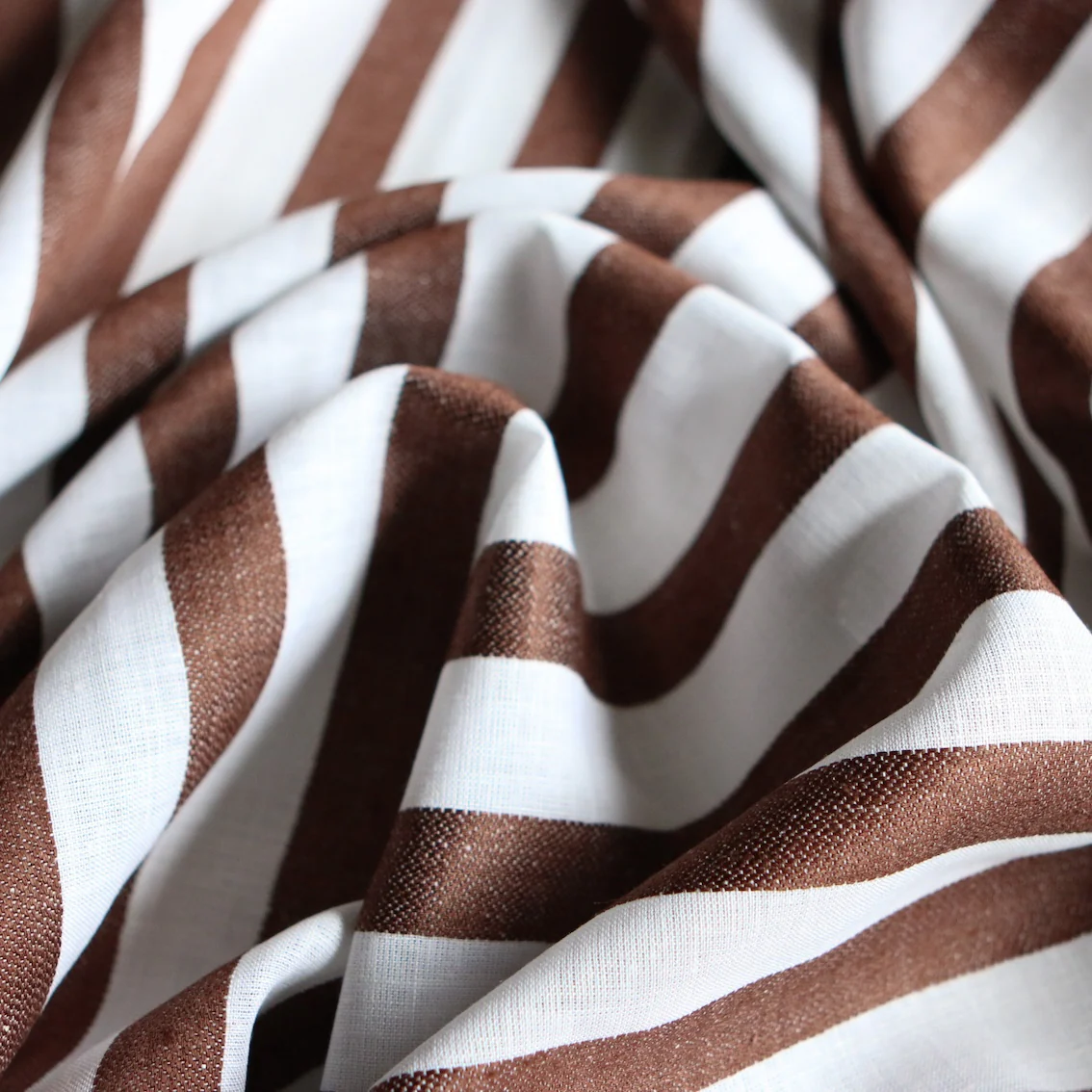 Bella Vita Cocoa Linen - Image 2