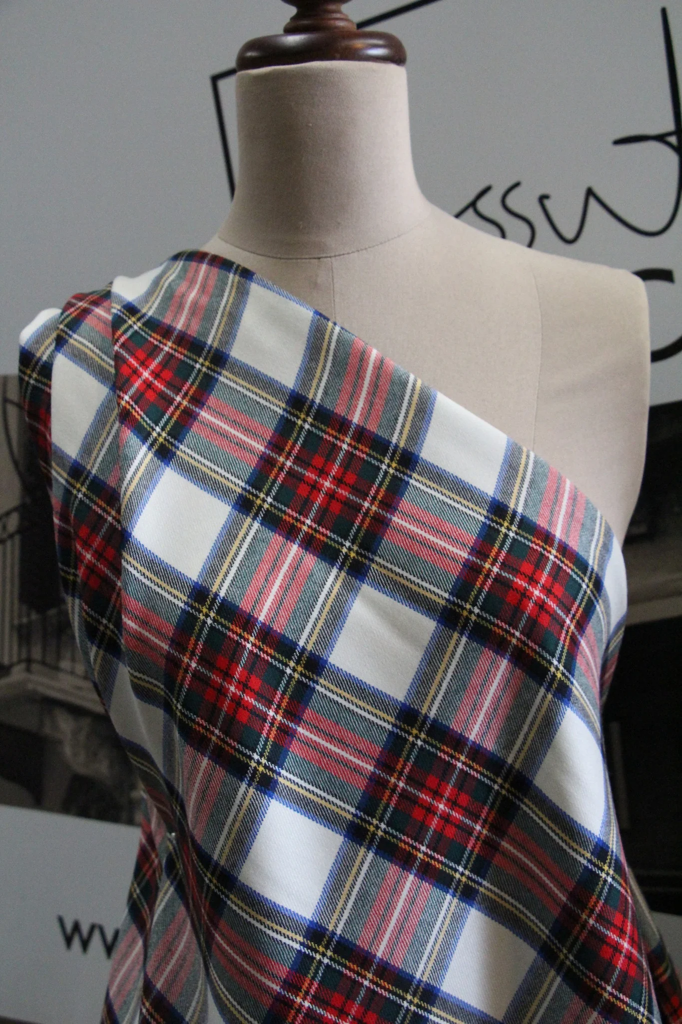Benetti Tartan - Image 6