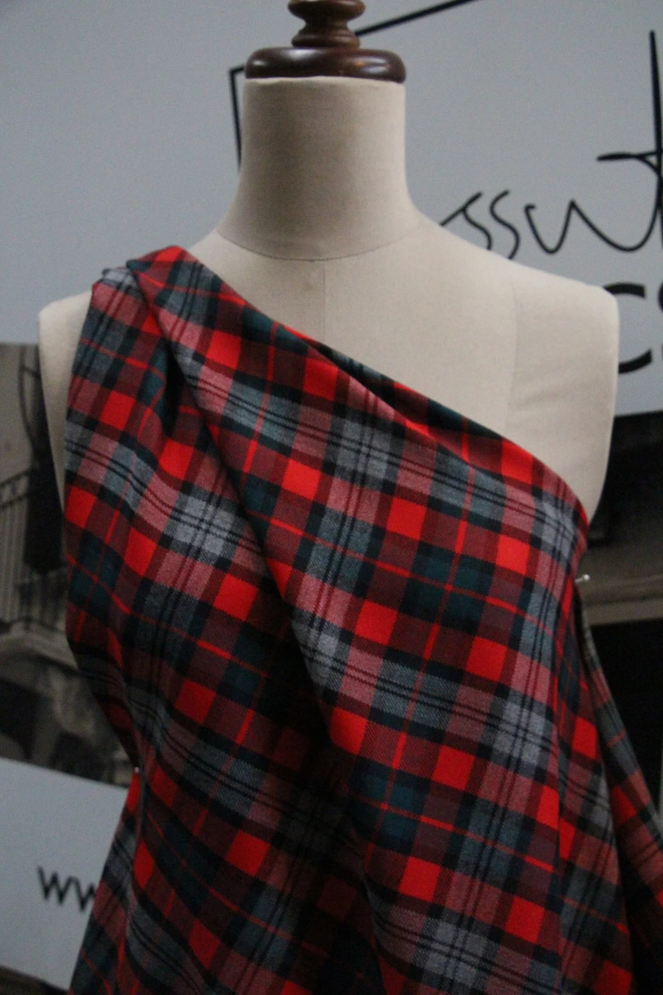 Bertoni Red Tartan - Image 6