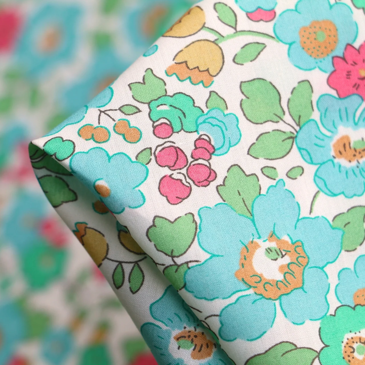 Betsy Green - Liberty Tana Lawn™