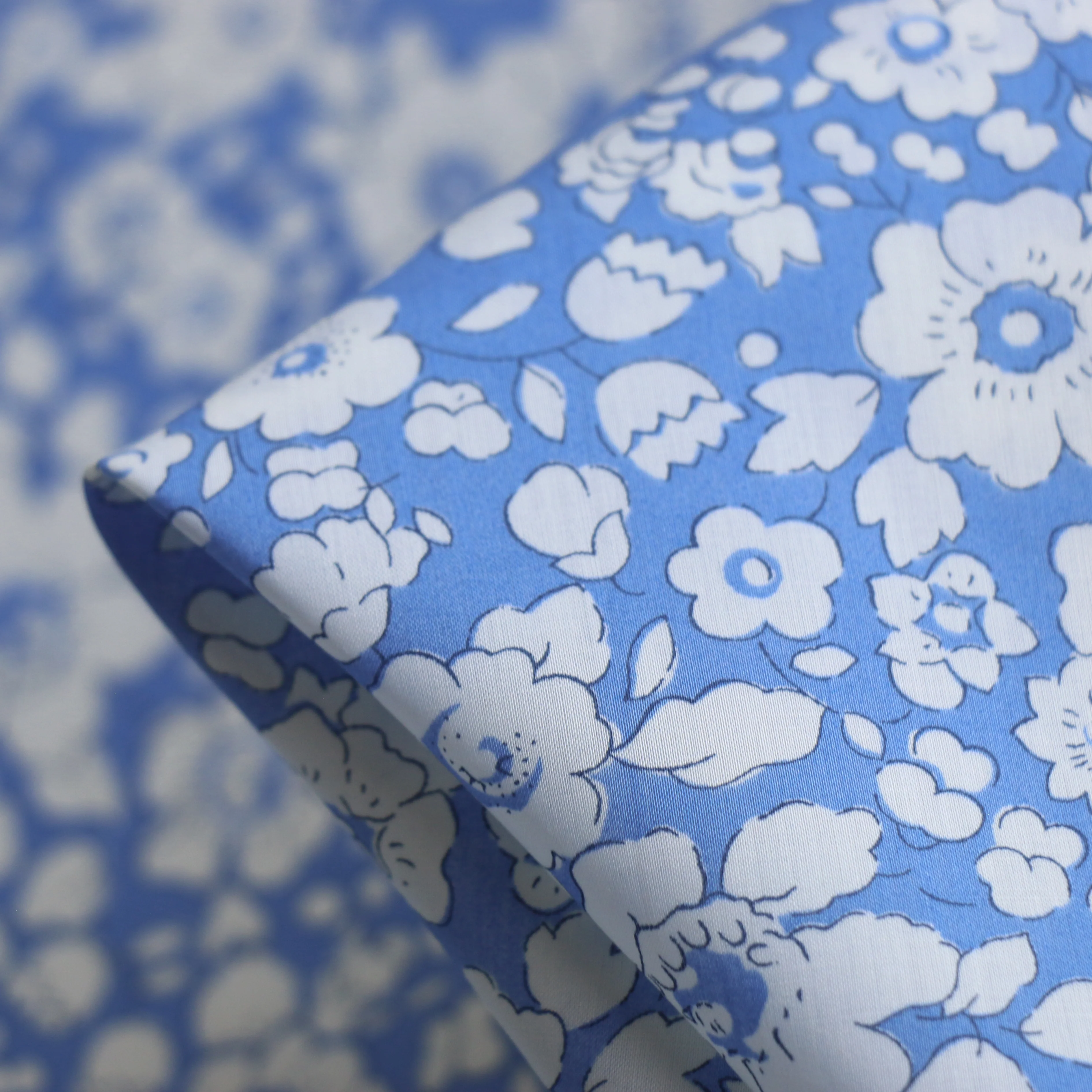 Betsy Boo Blue Liberty Tana Lawnâ˘