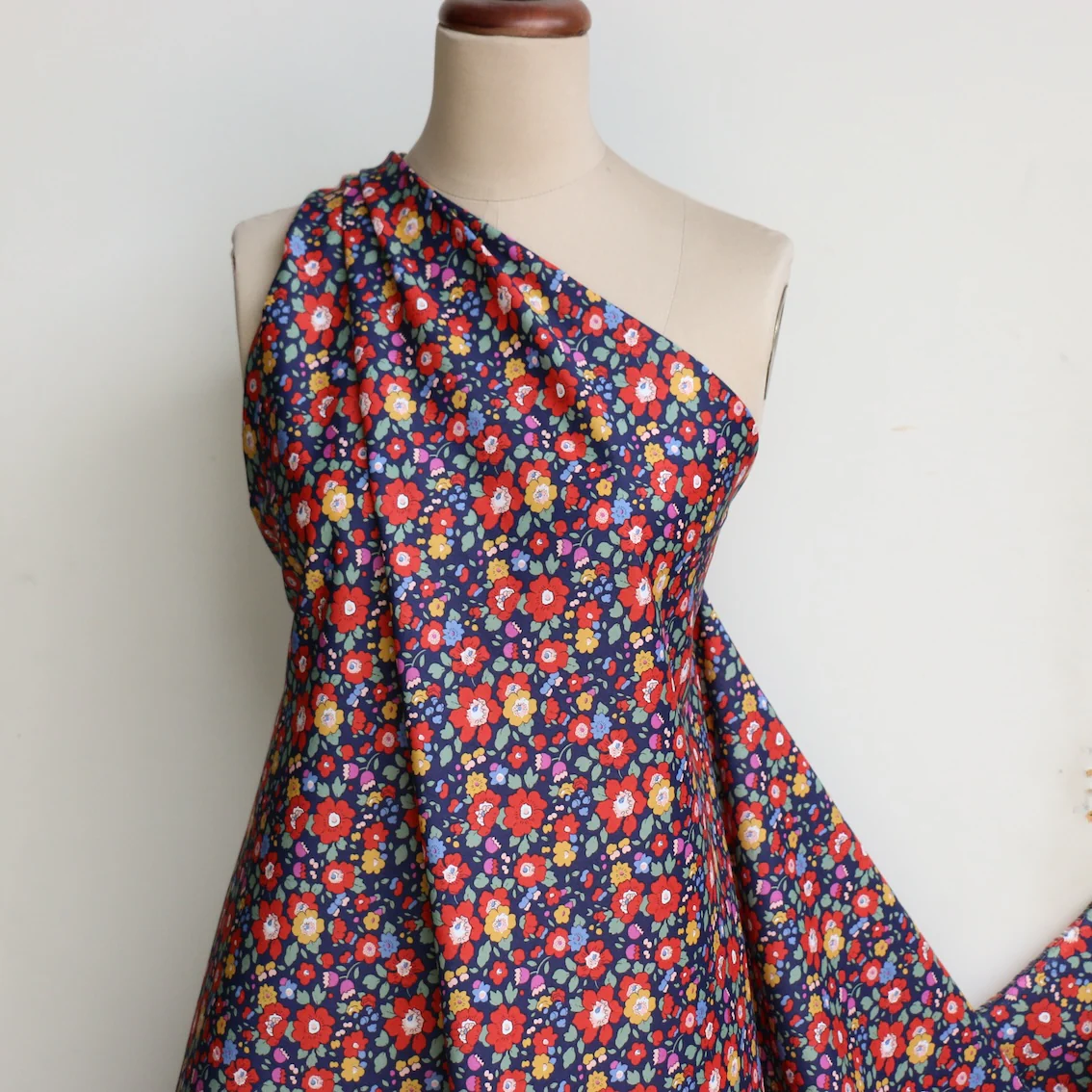 Betsy Meadow Navy - Liberty Tana Lawn™ - Image 5