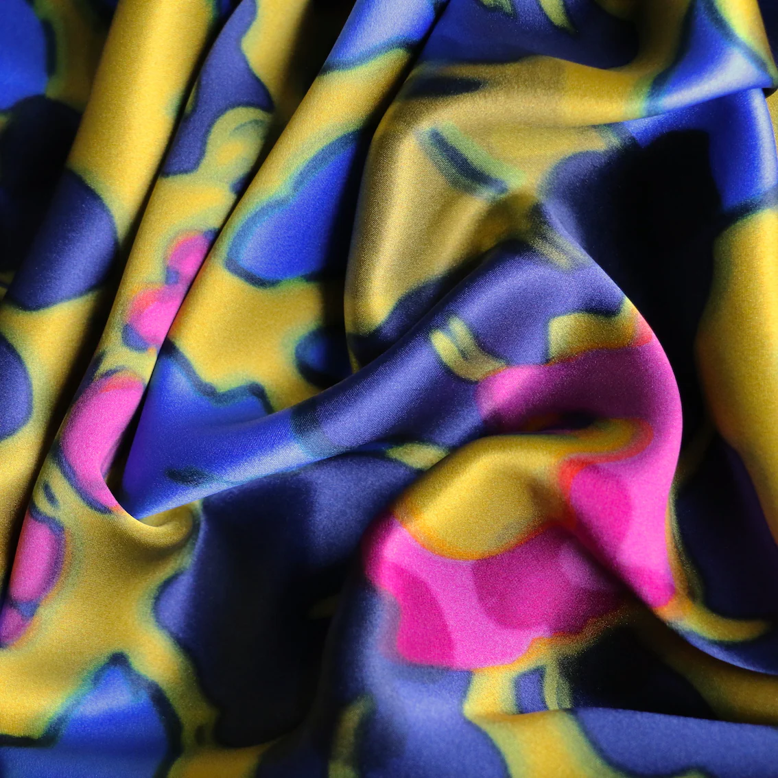 Betsy Shadow Citrine Liberty Belgravia Silk Satin - Image 2