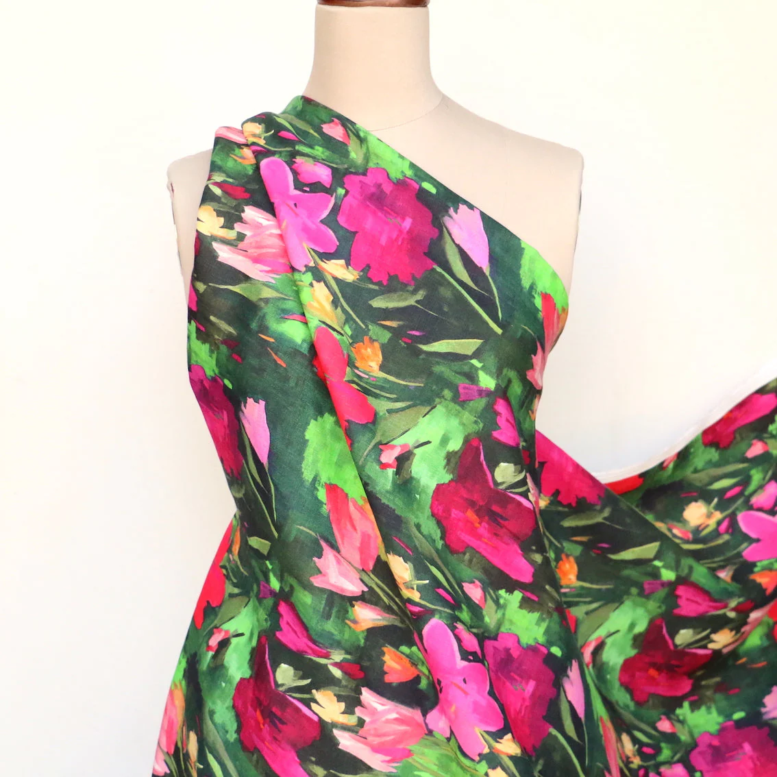 Bettina's Giardino Printed Linen - Image 6