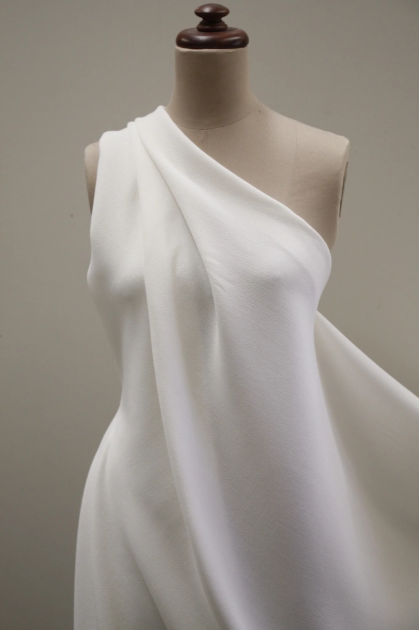 Bianco Double Crepe - Image 4