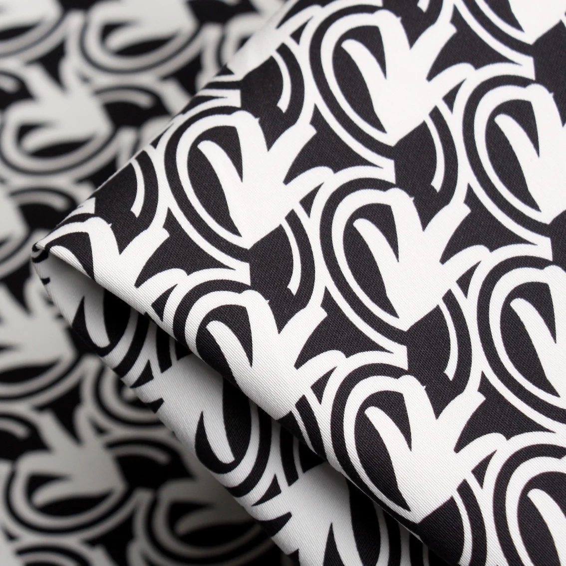Black And White Curves