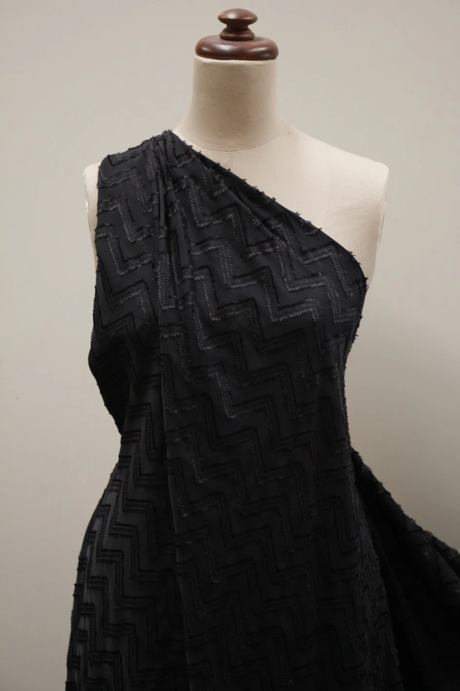 Black Chevron Jacquard - Image 5