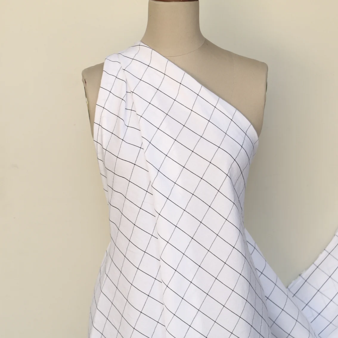 Black Grid Ivory - Image 4
