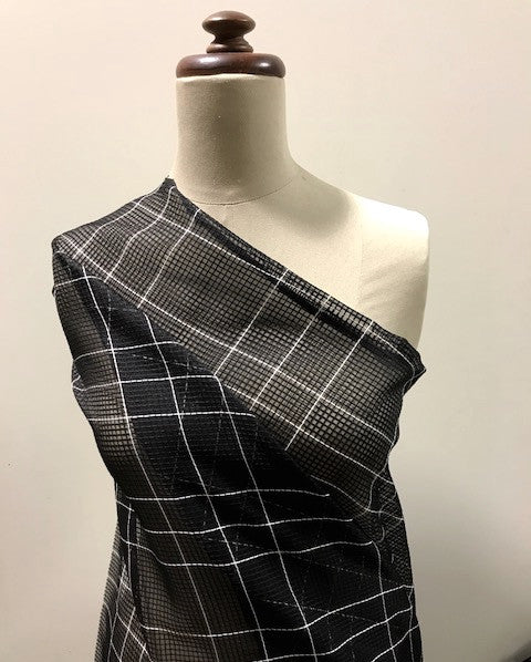 Black Grid White - Image 4