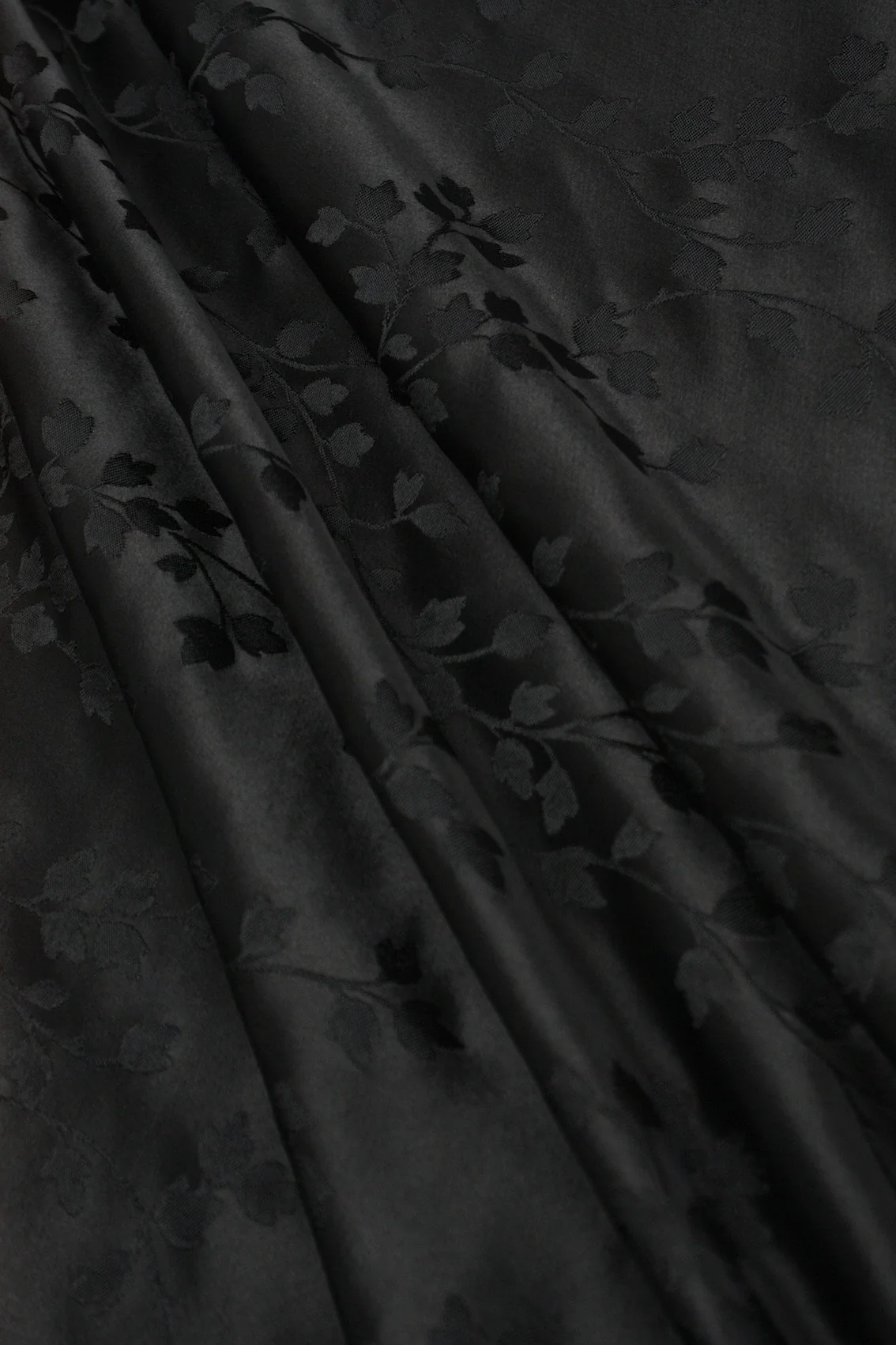 Black Ivy - Image 4
