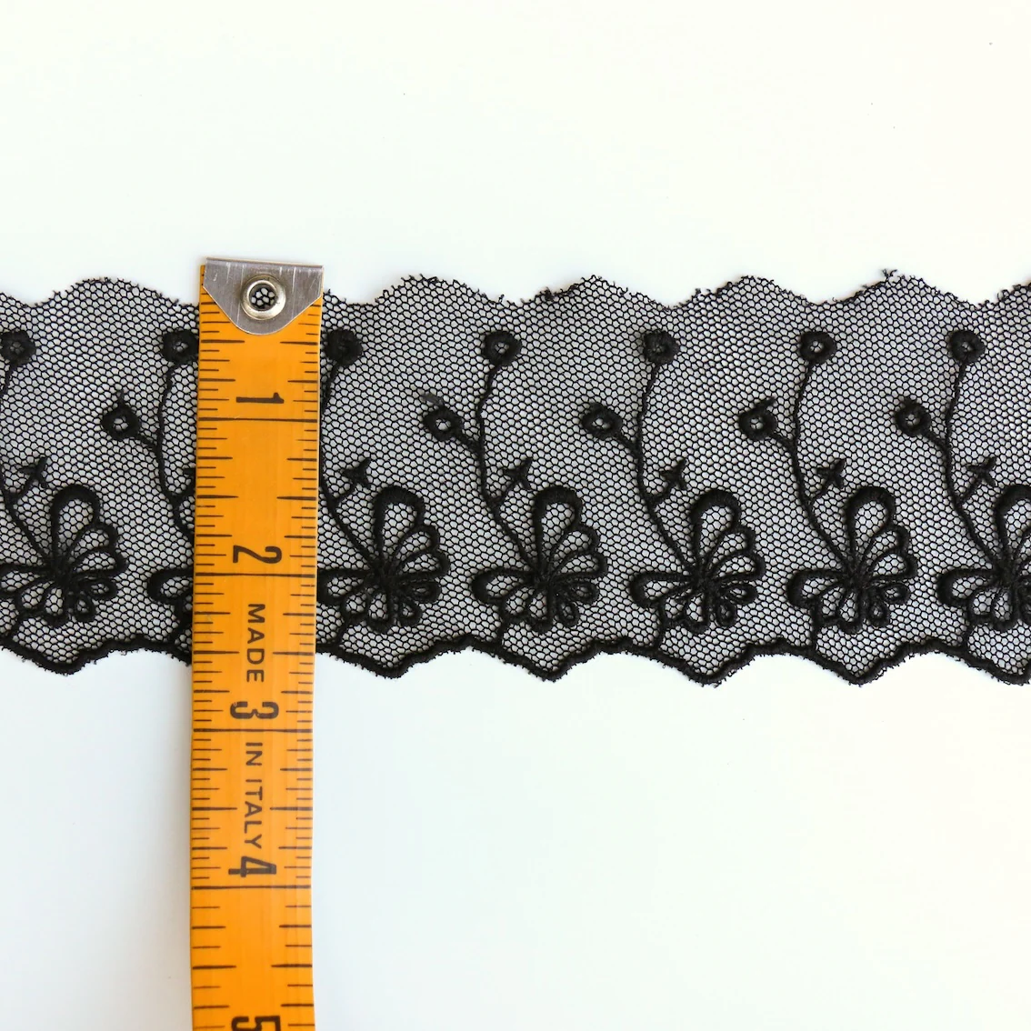 Black Lace Trim (6cm wide) - Image 3