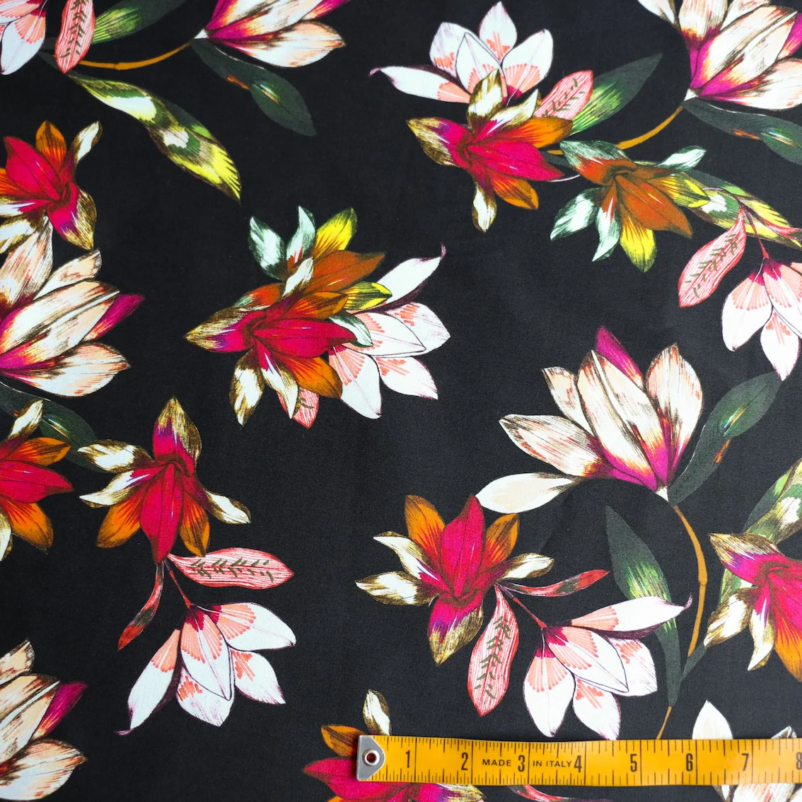 Black Magnolia Stretch Cotton - Image 3