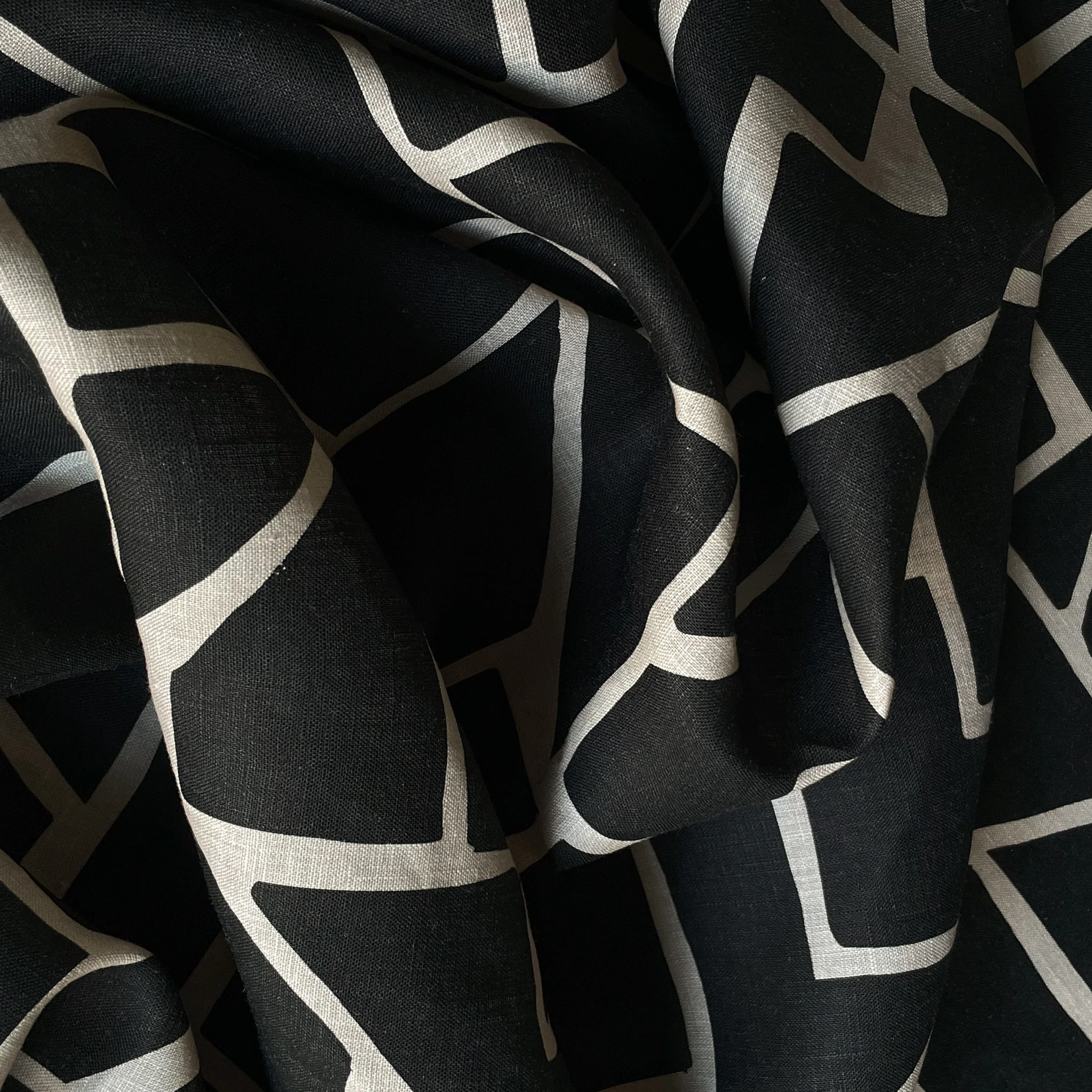 Black Mosaic Printed Linen - Image 2