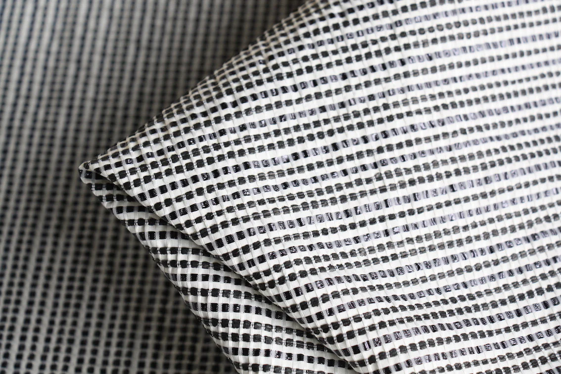 Black On White Raffia
