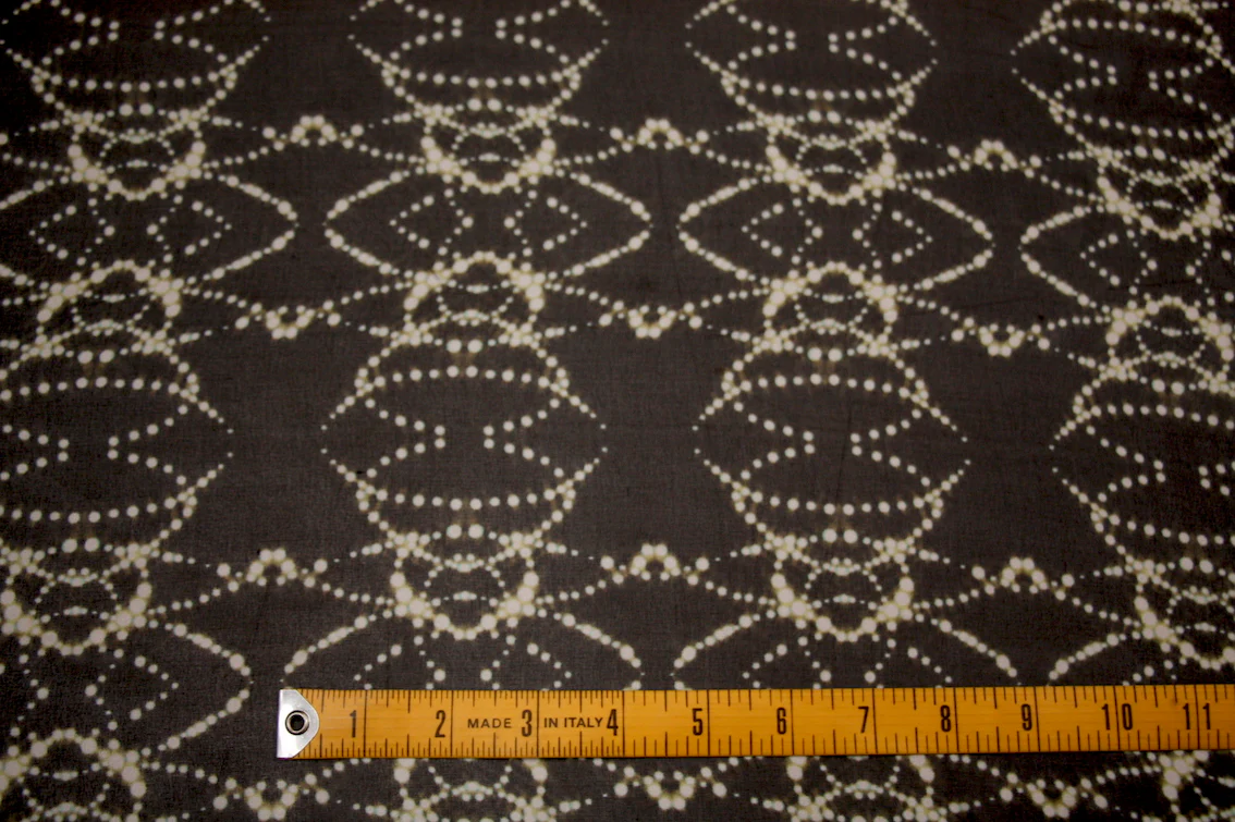 Black Static Chiffon - Image 3
