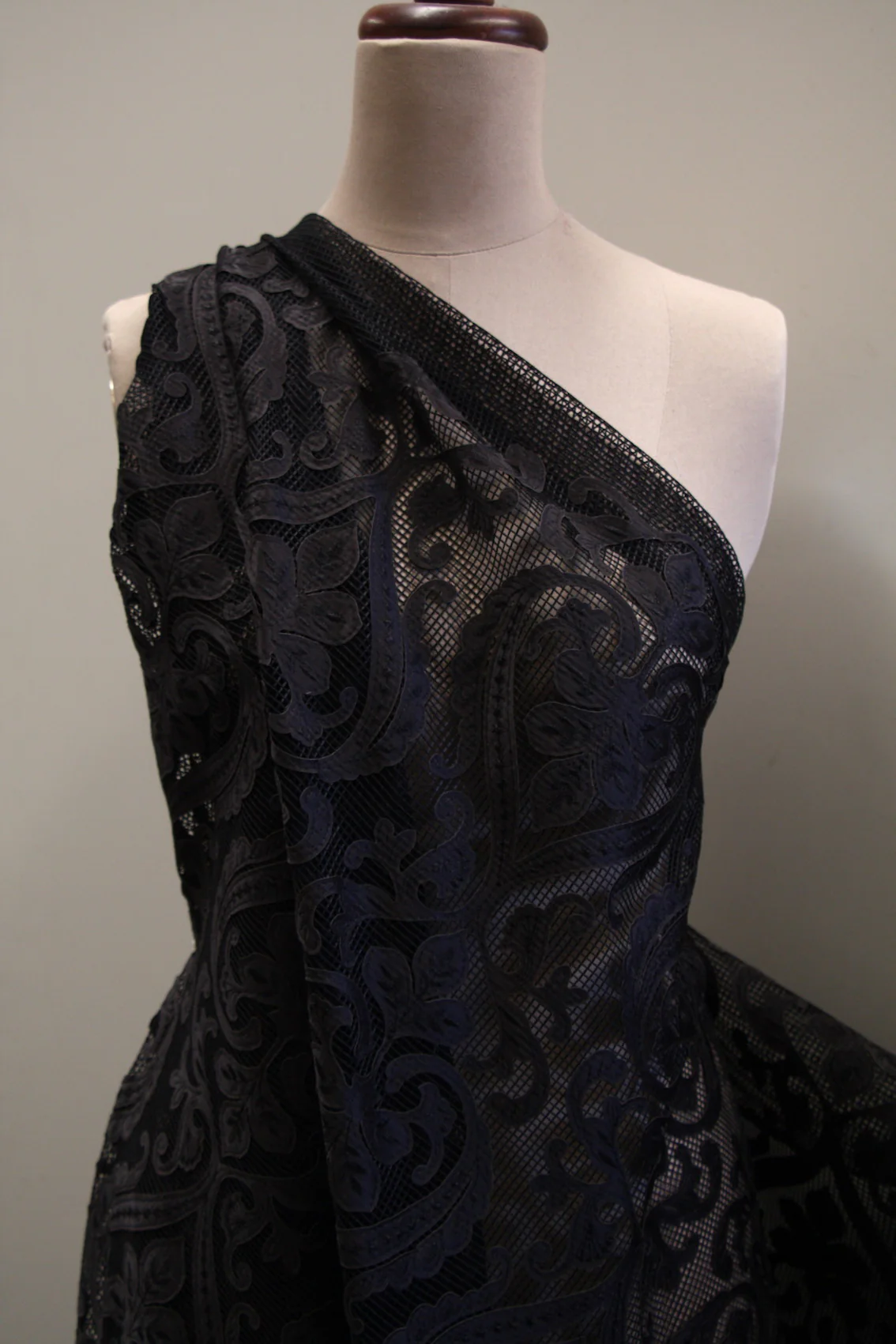 Black Suited Spades - Image 5