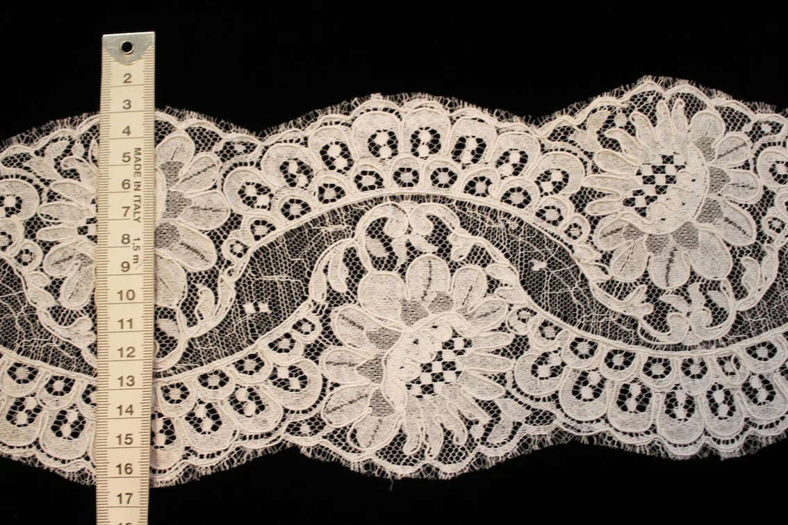Blanc Corded Trim - Image 2