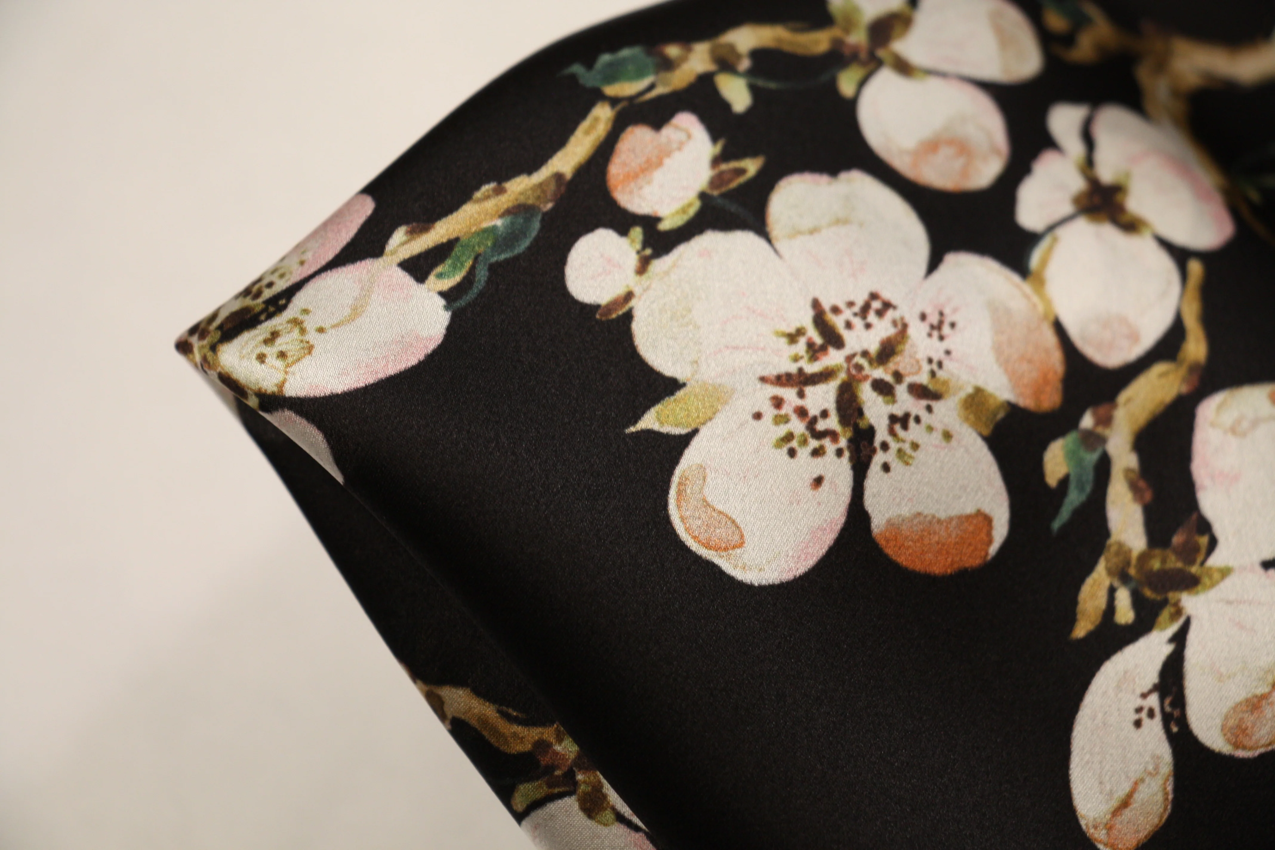 Blossom Night - Image 2