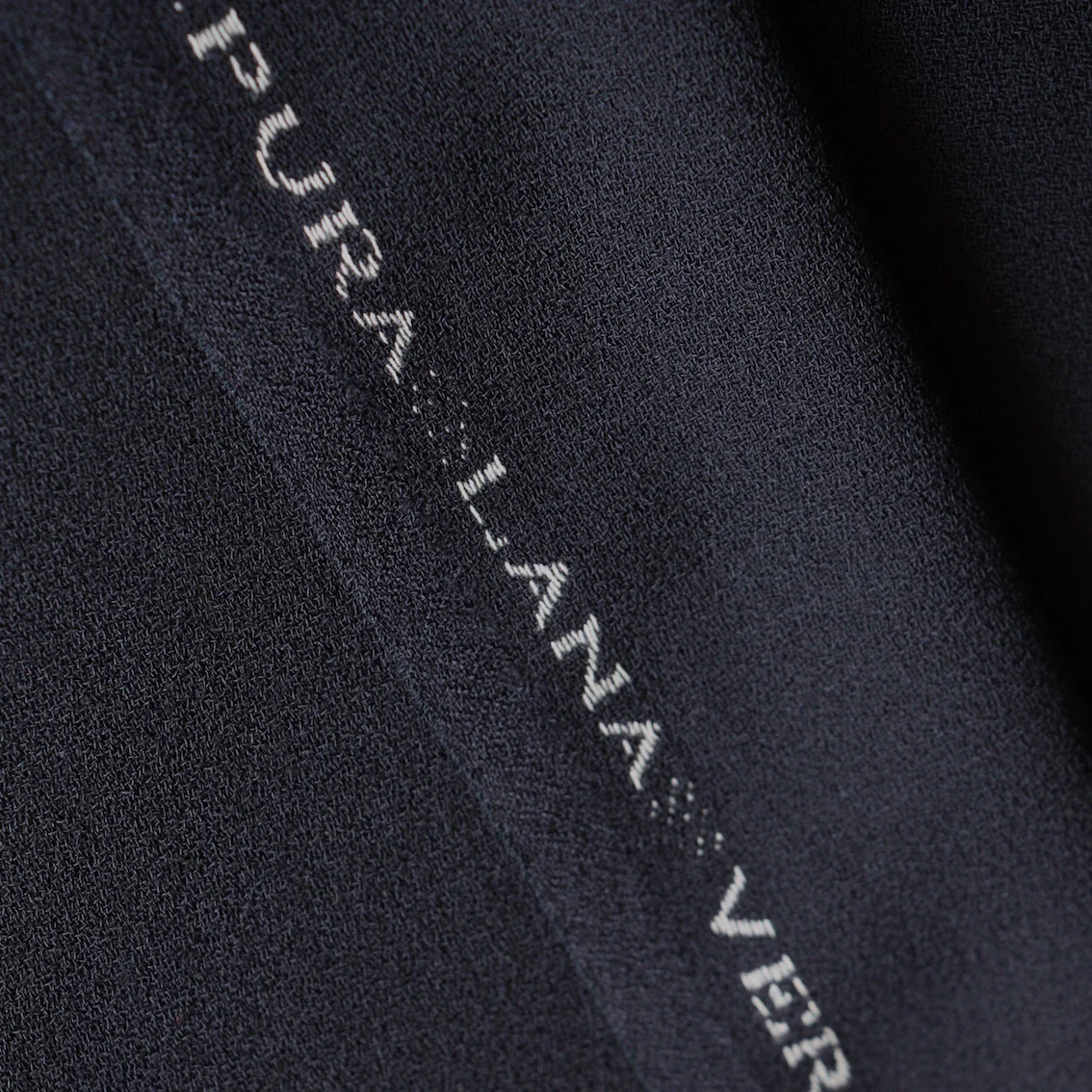 Blu Scuro Motiv Crepe - Image 4
