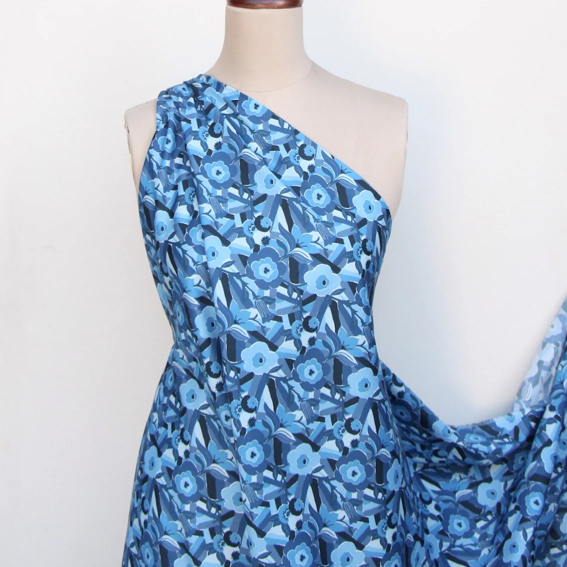 Blue Bloomsbury - Liberty Tana Lawn™ - Image 6