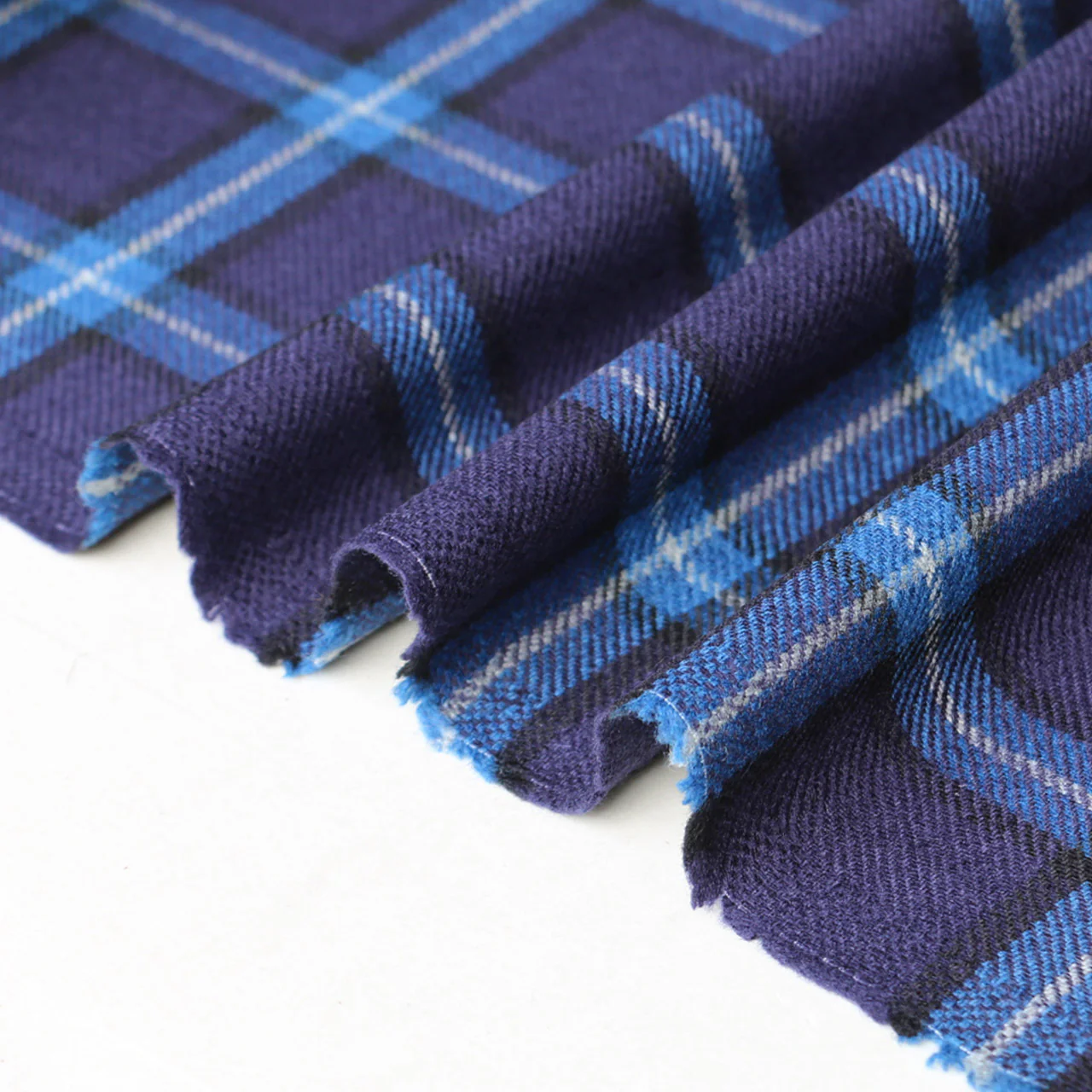 Blue Cross Grid - Image 4