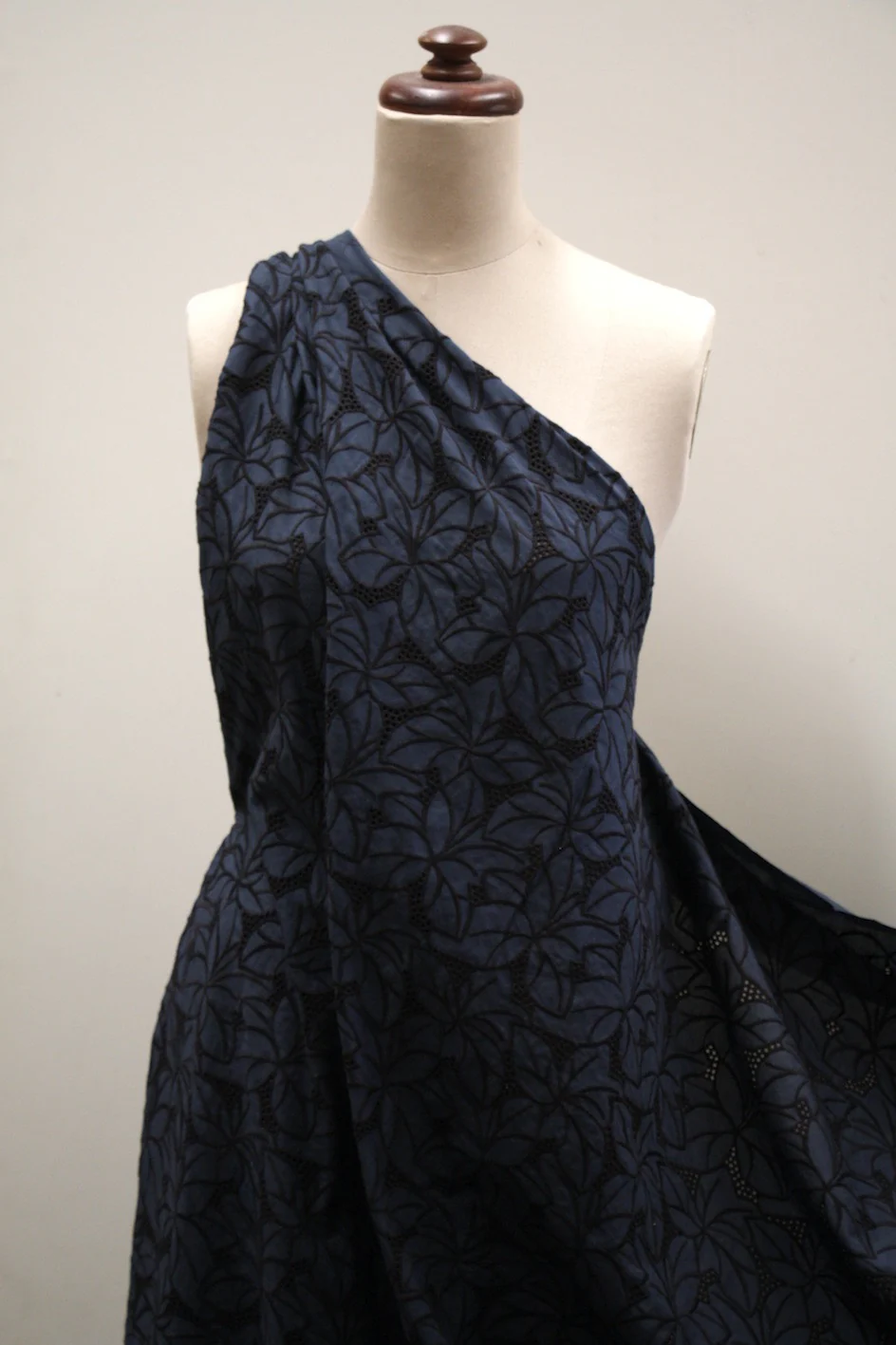 Blue Ivy - Broderie Anglaise - Image 4